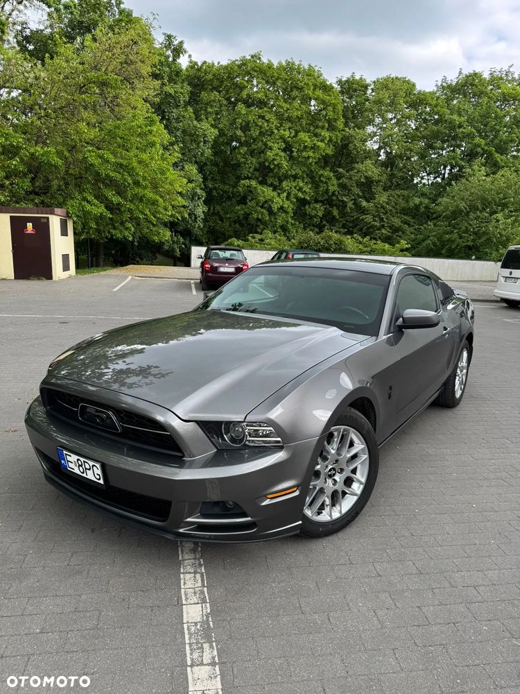 Ford Mustang 3.7 V6 Premium - 1