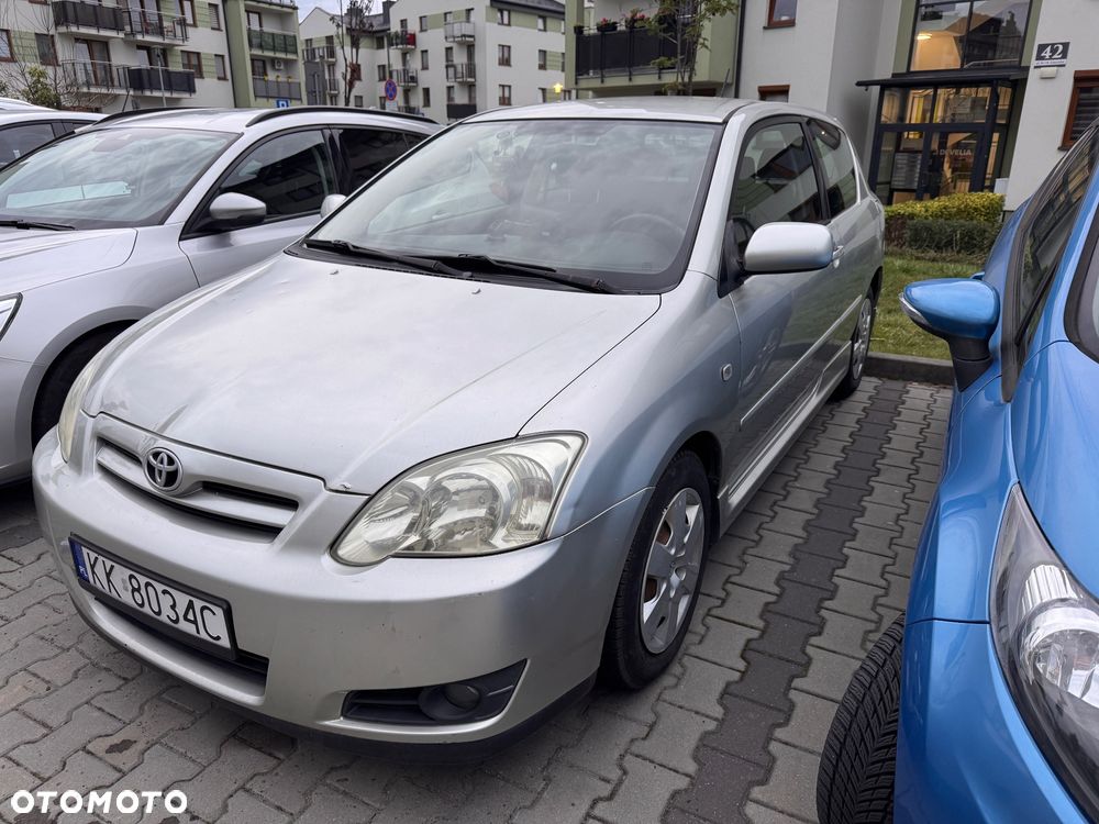 Toyota Corolla 1.4 VVT-i Dynamic - 1