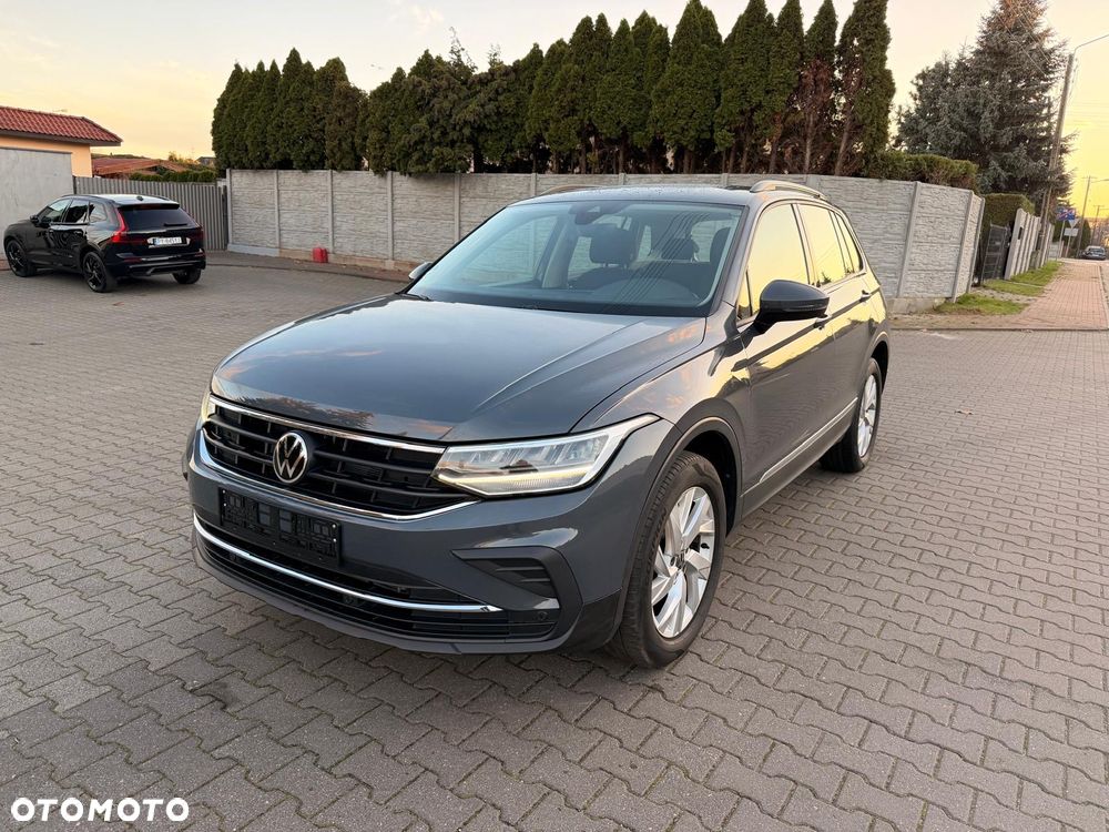 Volkswagen Tiguan 2.0 TDI SCR 4MOTION BlueMotion Technology DSG Exclusive - 3