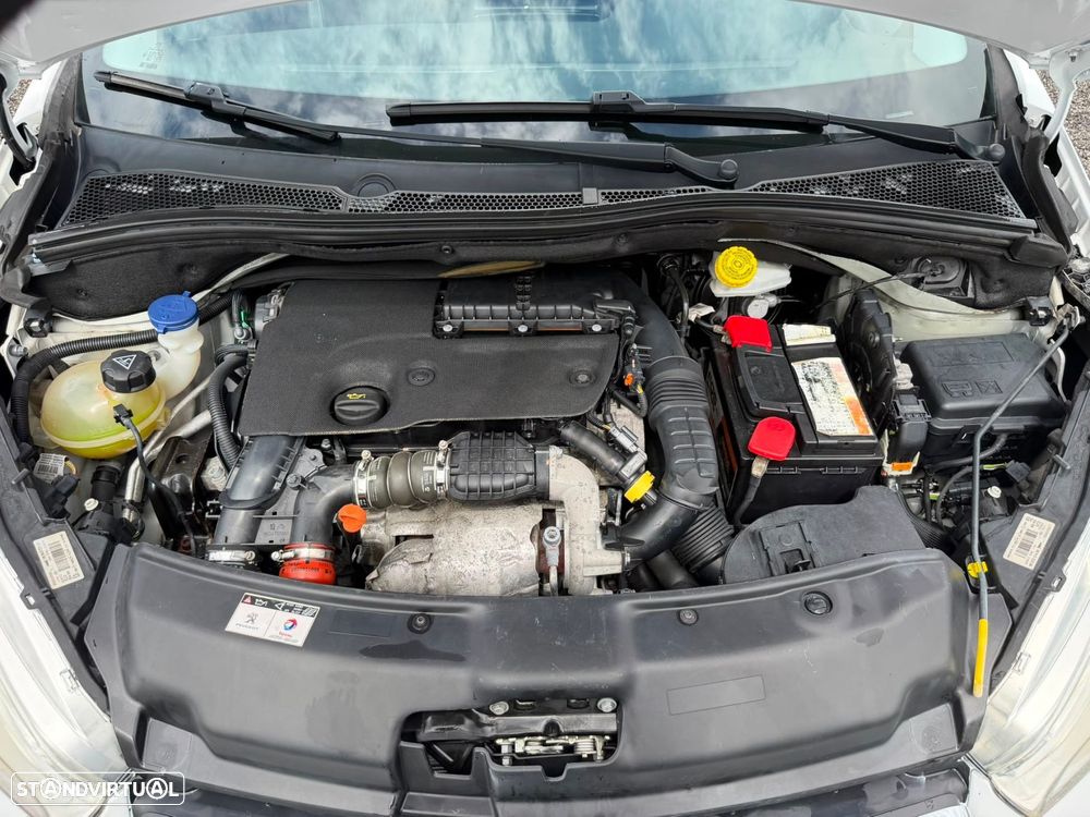 Peugeot 208 1.6 BlueHDi Style - 23