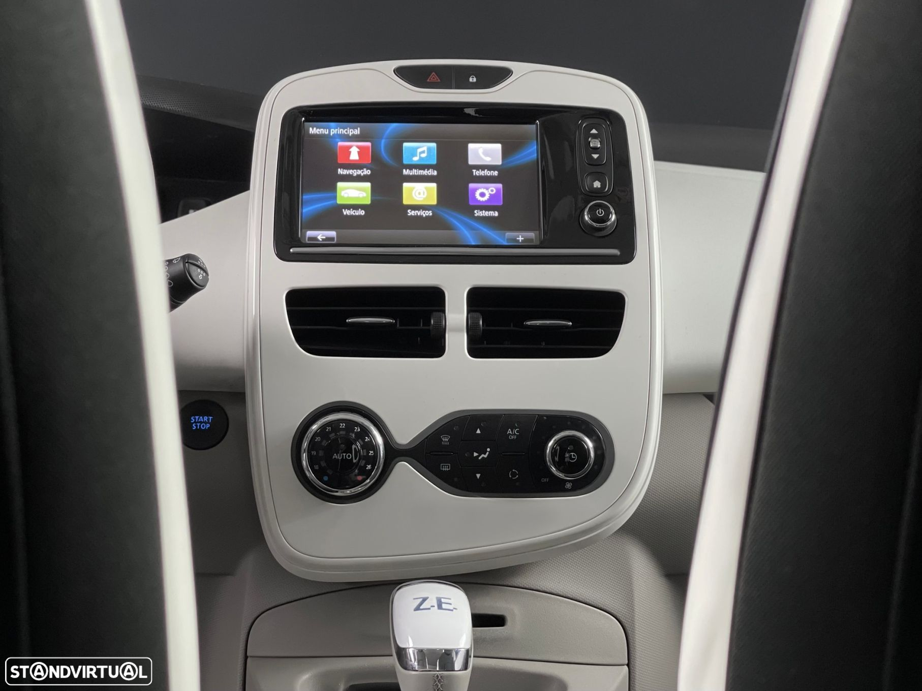 Renault Zoe (c/ Bateria) Life - 11