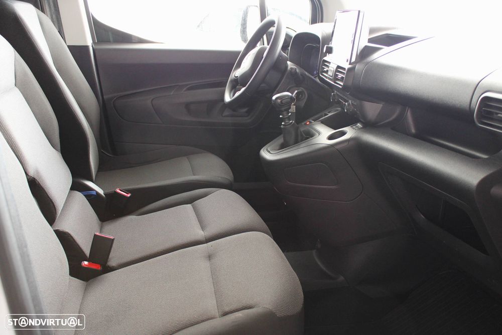 Toyota Proace City 1.5 L2 Exclusive - 10