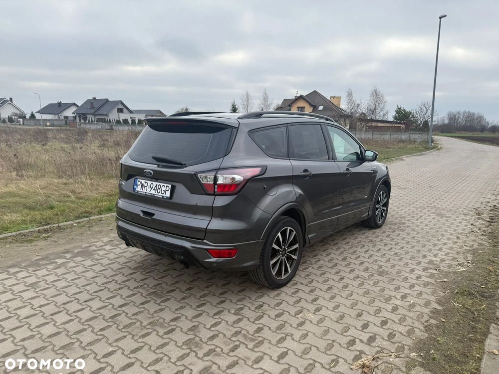 Ford Kuga 2.0 TDCi 4x4 ST-Line - 7