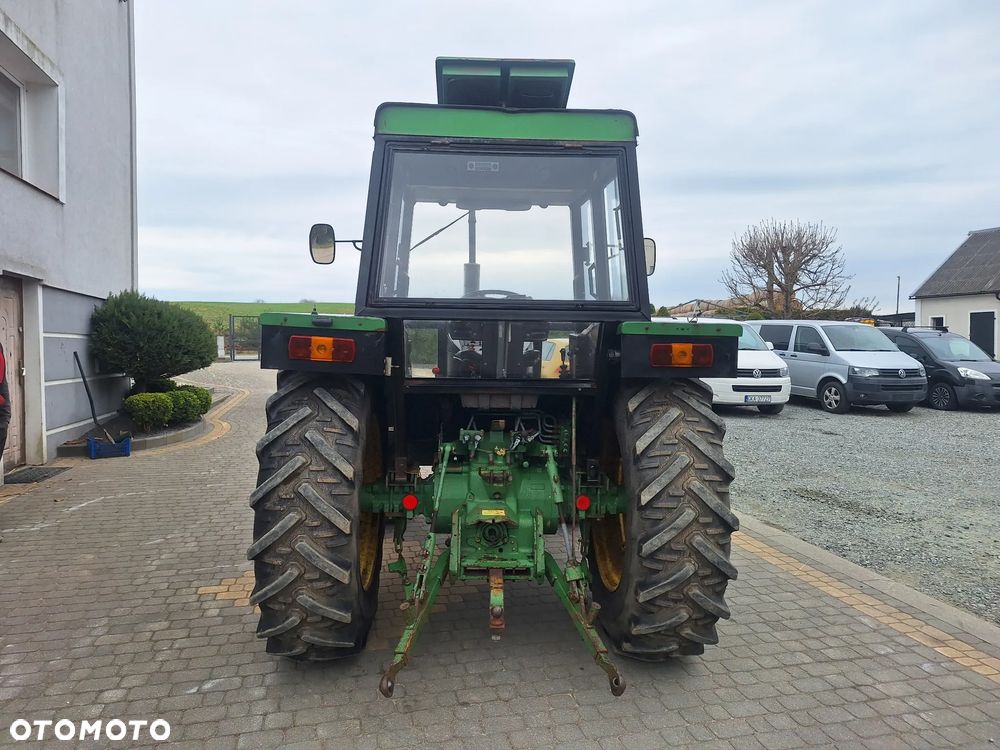John Deere 2130 - 15
