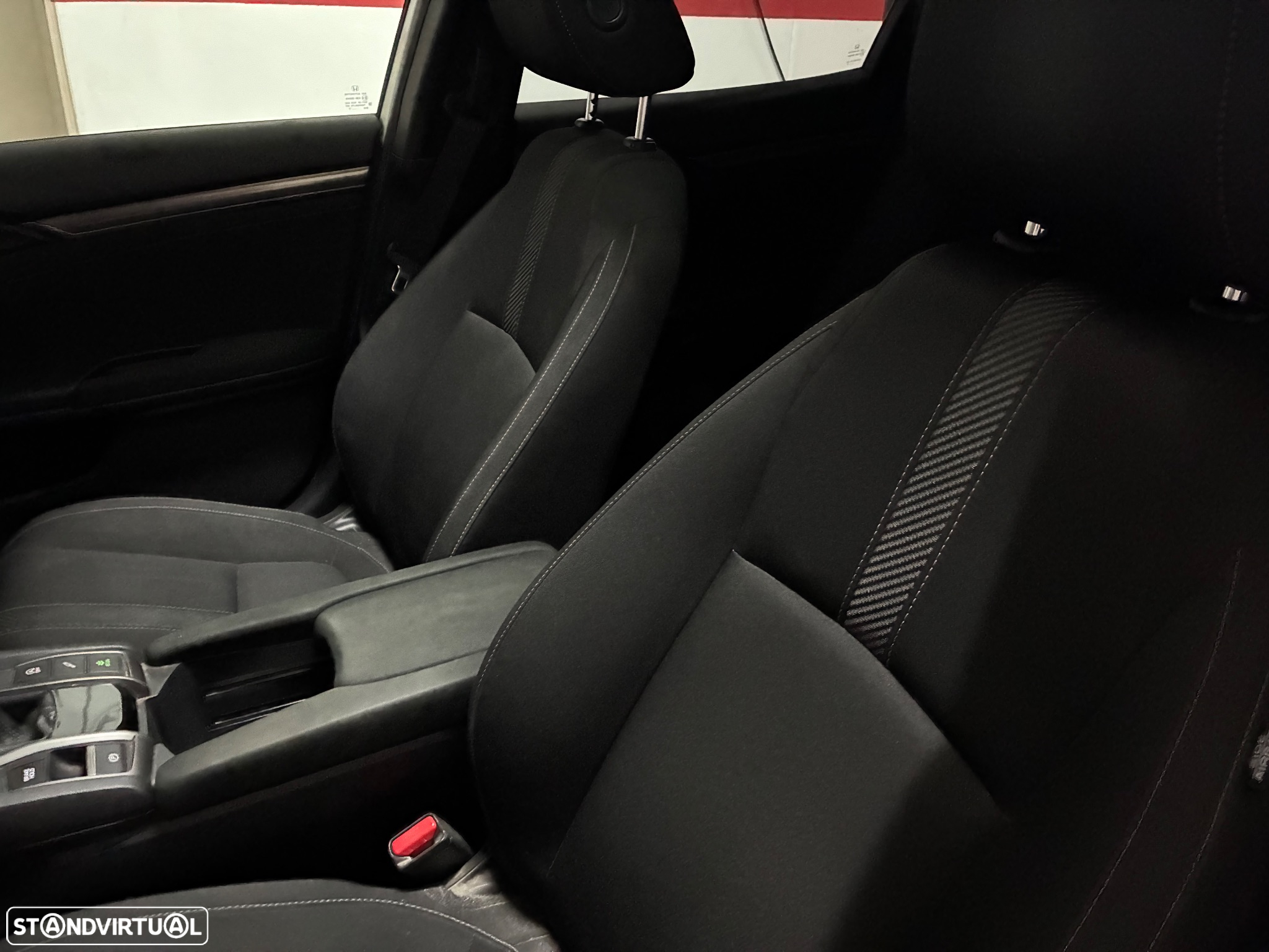 Honda Civic 1.0 i-VTEC Executive - 6