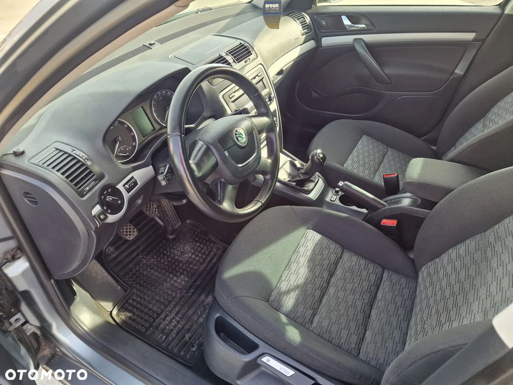 Skoda Octavia - 9