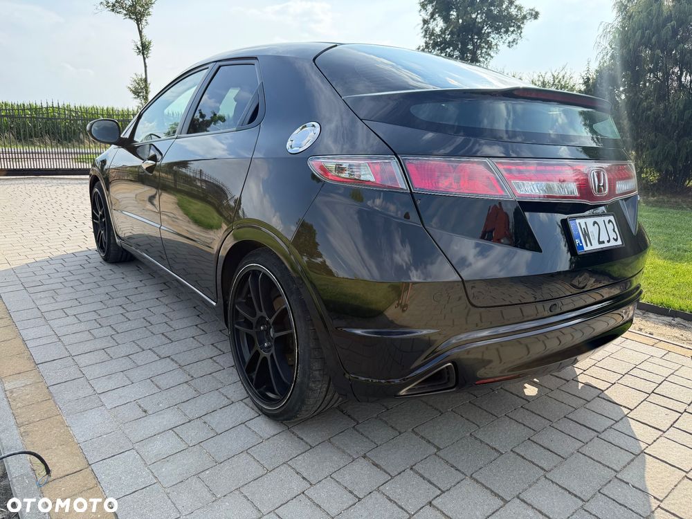 Honda Civic 1.8 Sport - 3