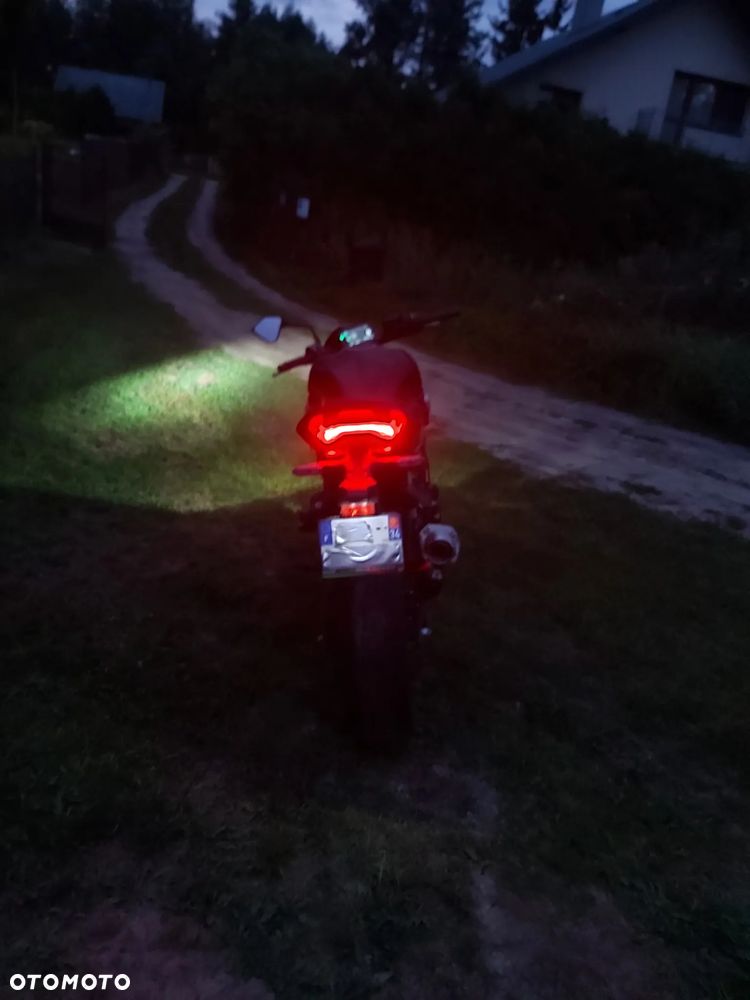 Kawasaki Z - 6