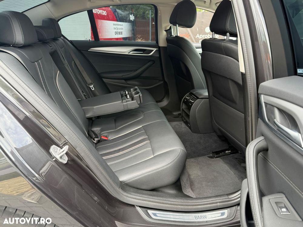 BMW Seria 5 520e Aut. - 18