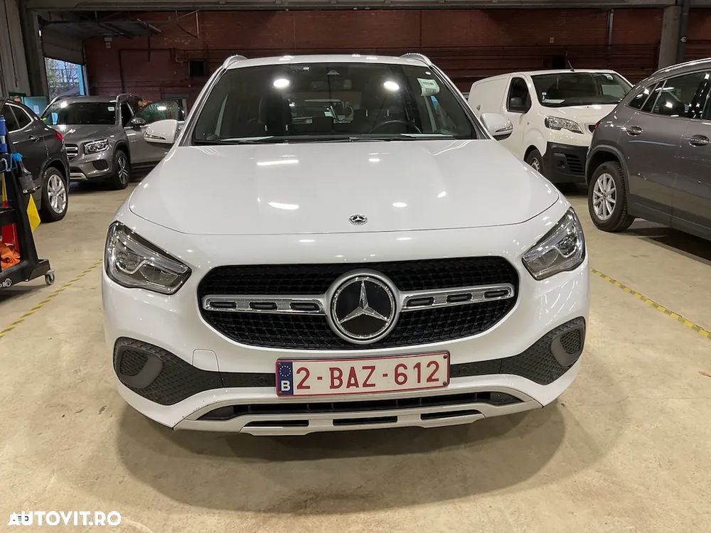 Mercedes-Benz GLA 250 e 8G-DCT Style - 2