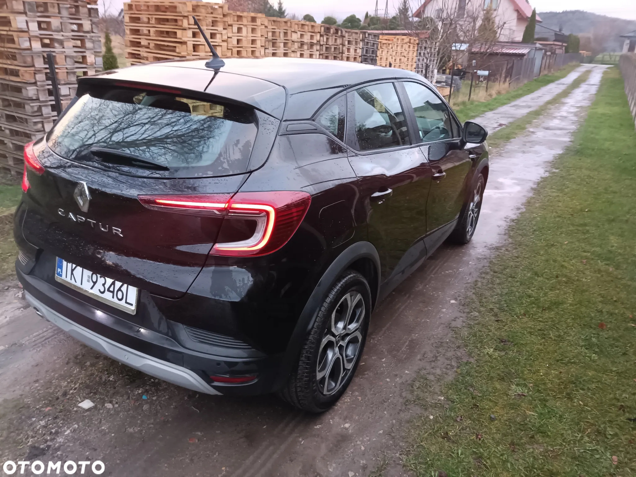 Renault Captur TCe Mild Hybrid 140 GPF EQUILIBRE - 3