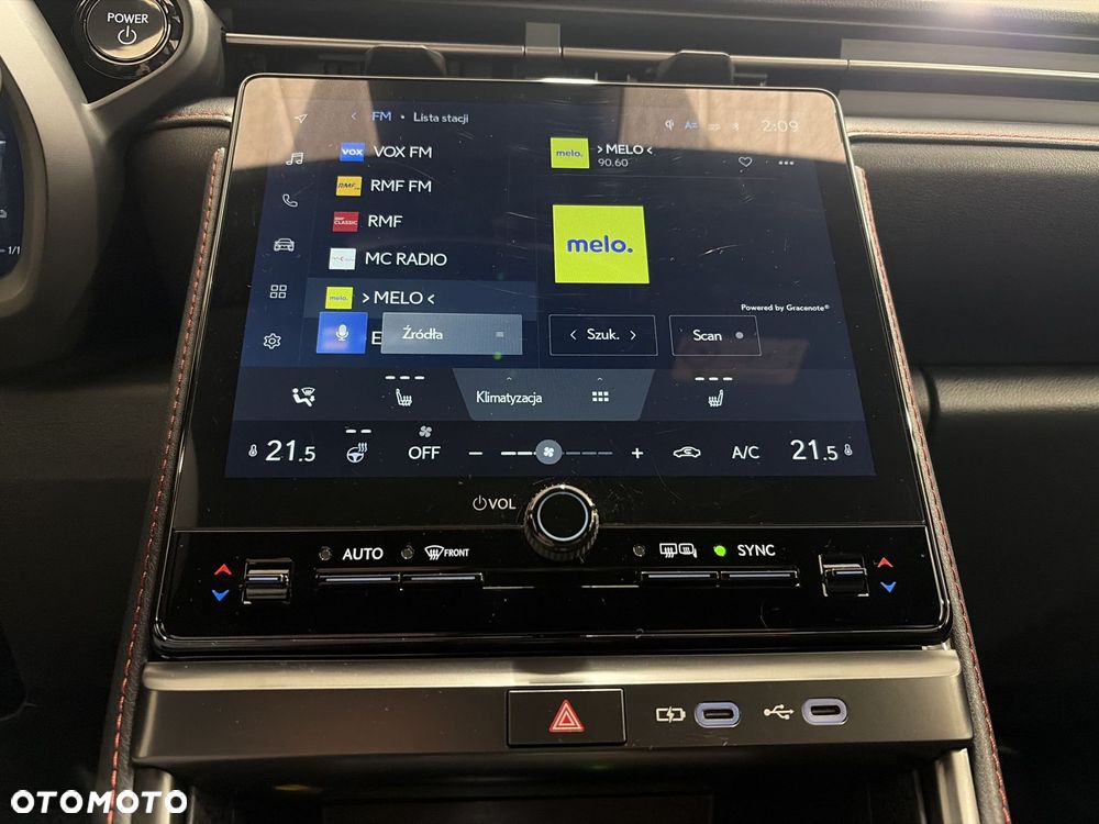 Lexus LBX 1.5 Hybrid Emotion - 18