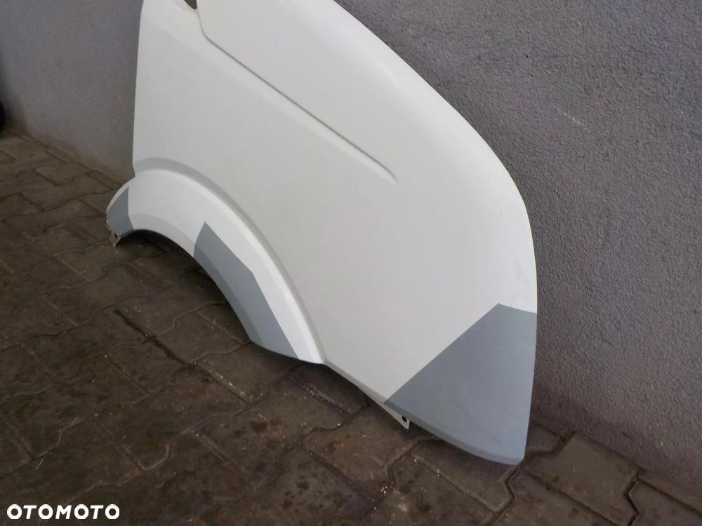 VW CRAFTER BŁOTNIK PRAWY PRZÓD BEZ RDZY - 3