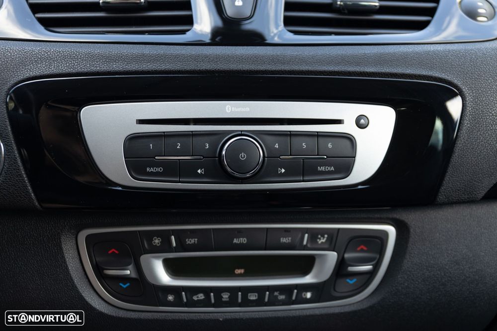 Renault Grand Scénic 1.5 dCi Bose Edition SS - 27