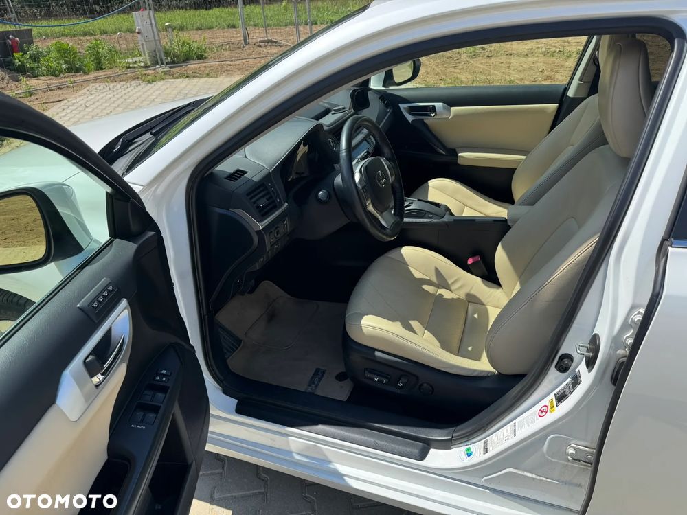 Lexus CT 200h Prestige - 7