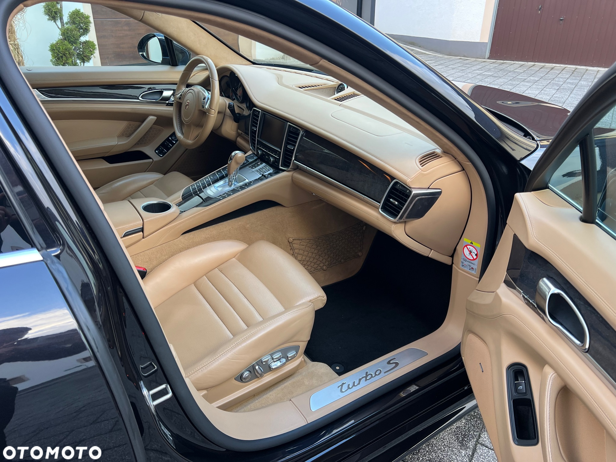 Porsche Panamera Turbo S PDK - 15