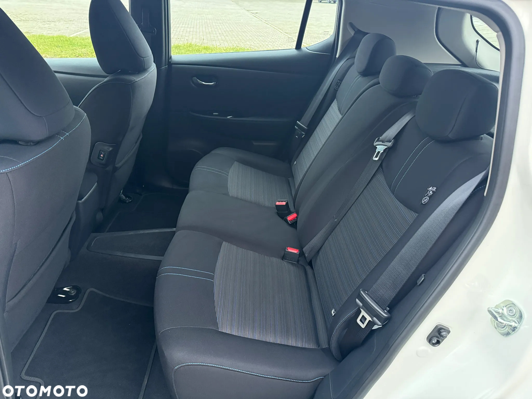 Nissan Leaf 40 kWh N-Connecta - 17