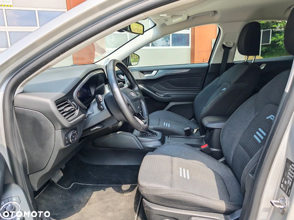 Ford Focus 1.0 EcoBoost Hybrid ACTIVE - 17