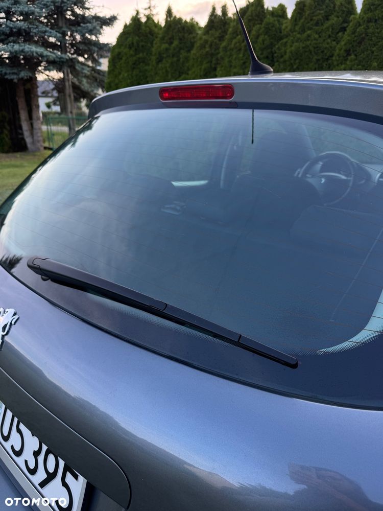Peugeot 207 1.4 HDi Presence - 10