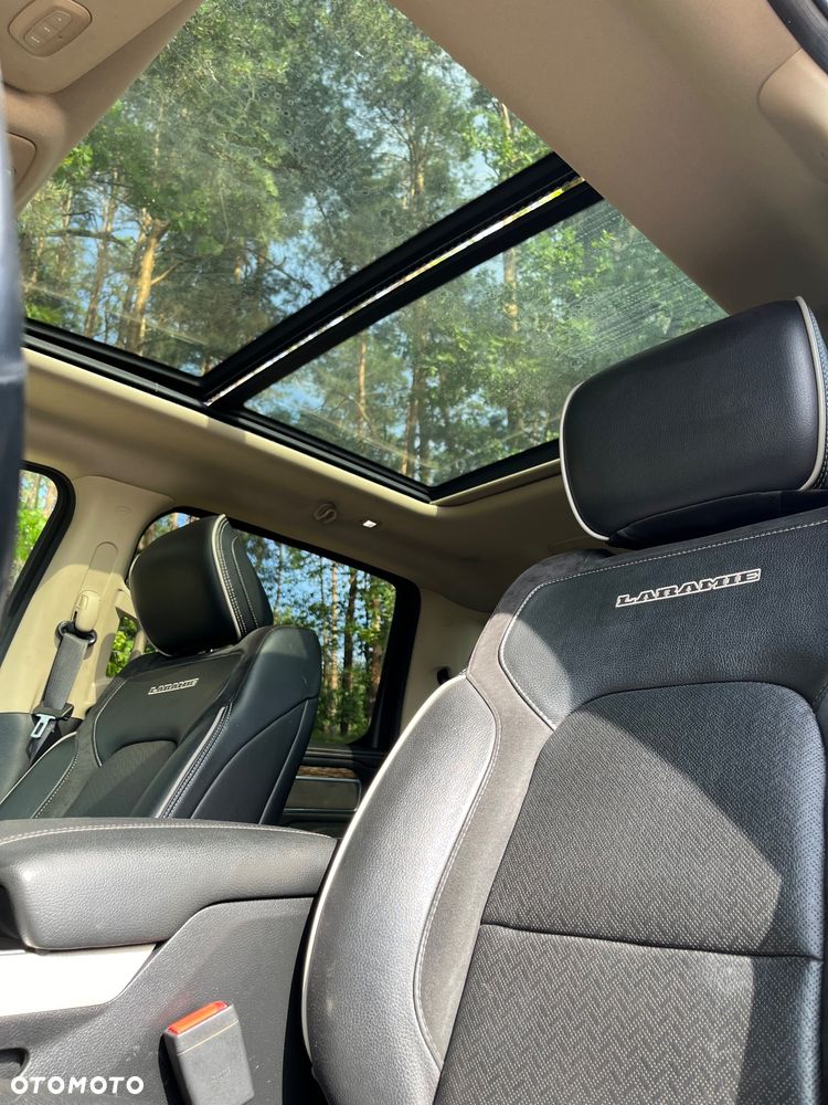 RAM 1500 Crew Cab Laramie - 15