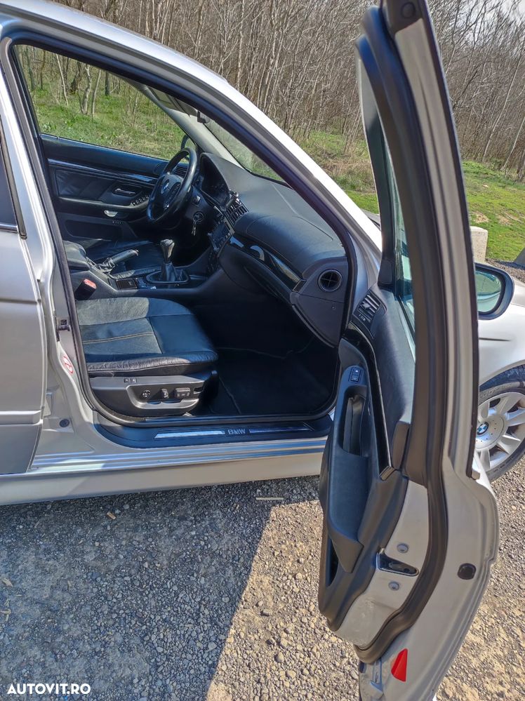 BMW Seria 5 520d - 4