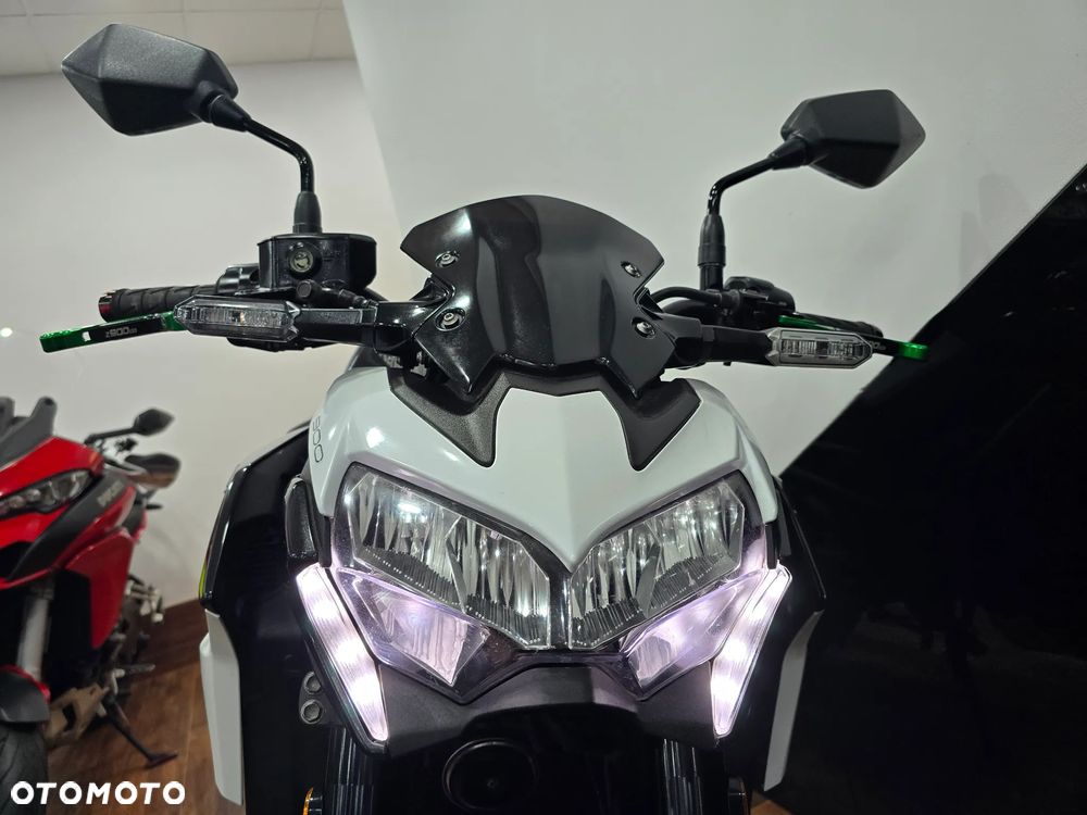 Kawasaki Z - 32
