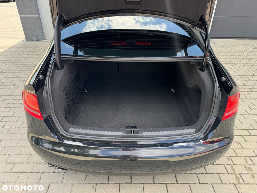 Audi A4 Limousine 2.0 TDI DPF S line Sportpaket (plus) - 31