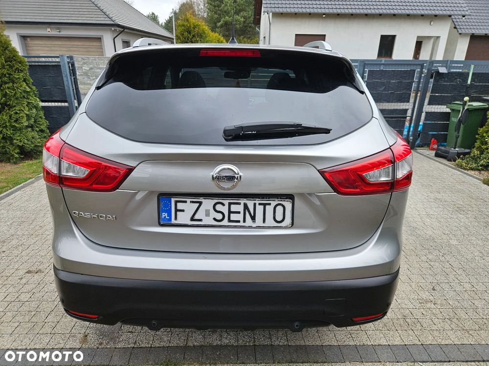 Nissan Qashqai 1.2 DIG-T N-Connecta - 6
