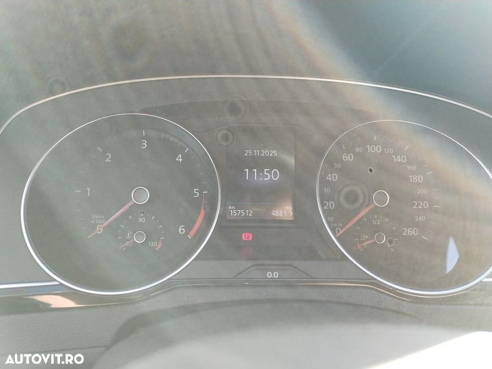 Volkswagen Passat 2.0 TDI DSG Highline - 8