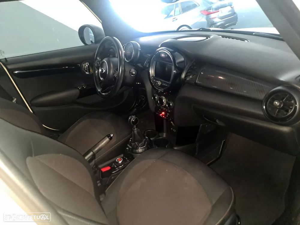 MINI 5 Portas One - 19