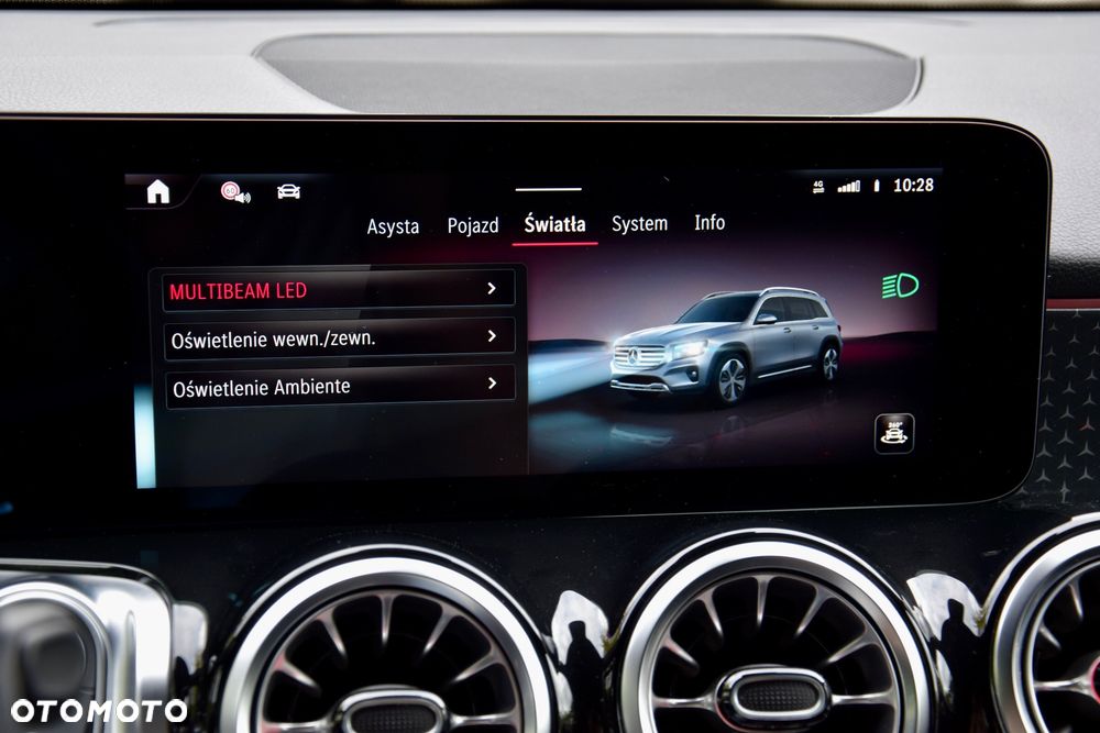 Mercedes-Benz GLB 200 d 4-Matic AMG Line 8G-DCT - 26