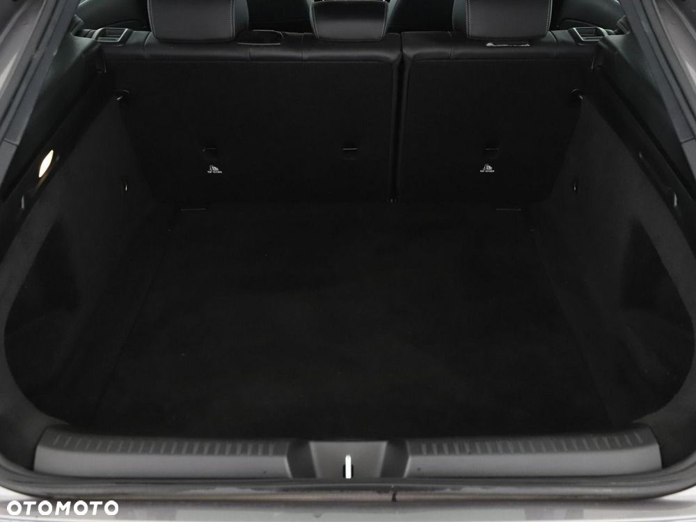 Mercedes-Benz CLA 180 d 7G-DCT - 21