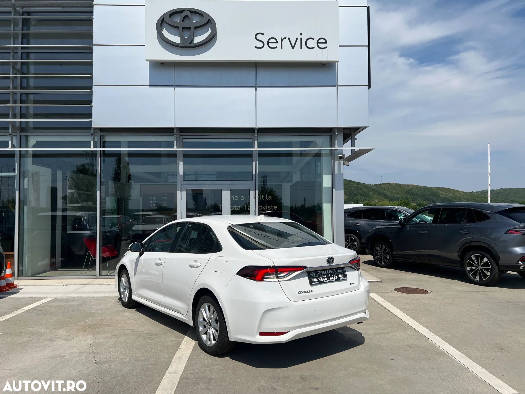 Toyota Corolla 1.8 HSD Business - 4
