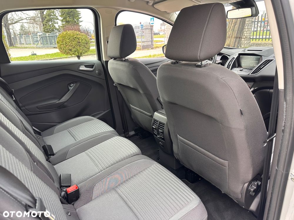 Ford C-MAX 2.0 TDCi Start-Stop-System Titanium - 25