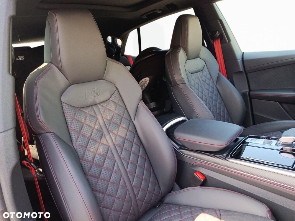 Audi SQ8 - 16