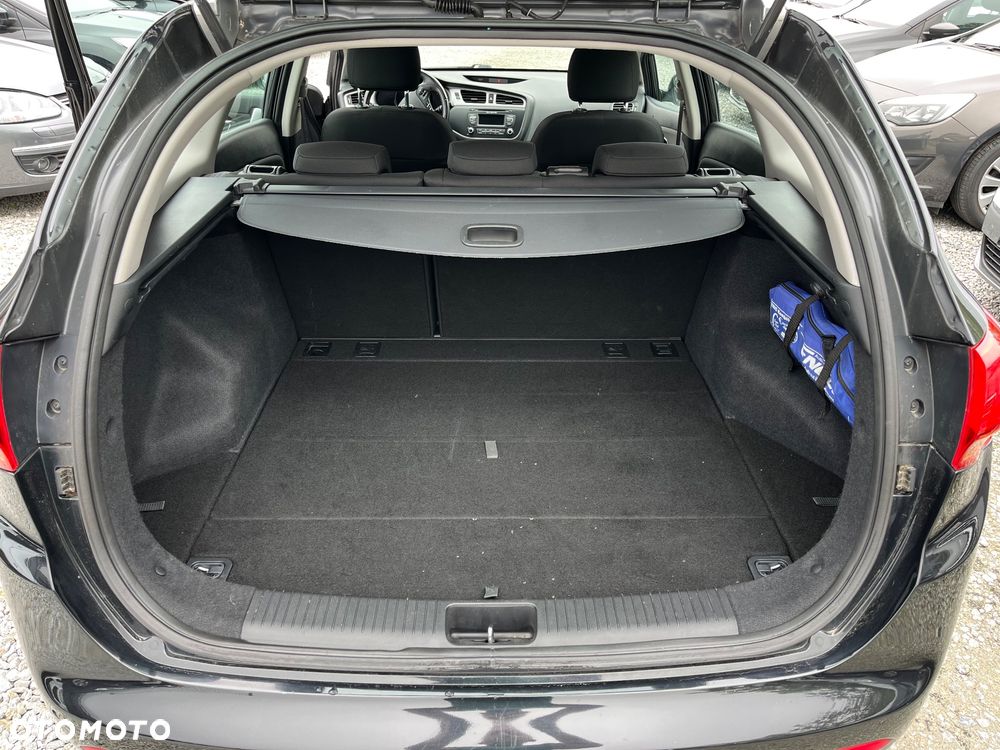 Kia Ceed 1.6 GDI M - 27