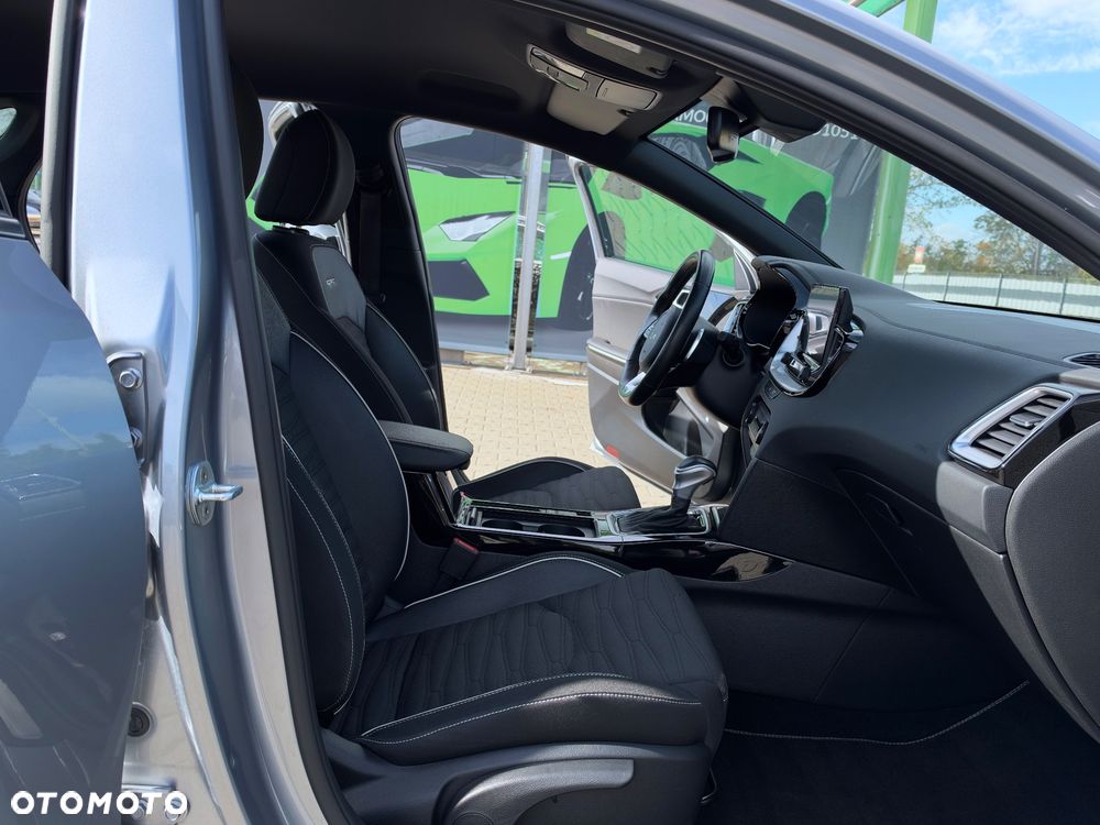 Kia ProCeed 1.5 T-GDI DCT7 OPF GT LINE - 23