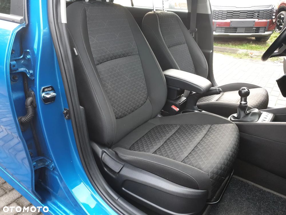 Kia Rio 1.2 M - 25