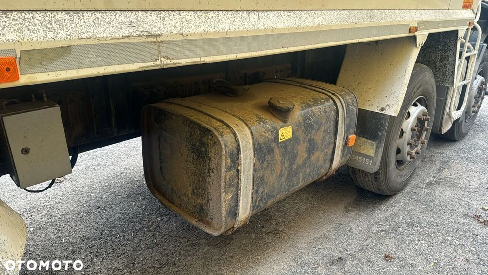 MAN TGS 32.360 8X4 - 16