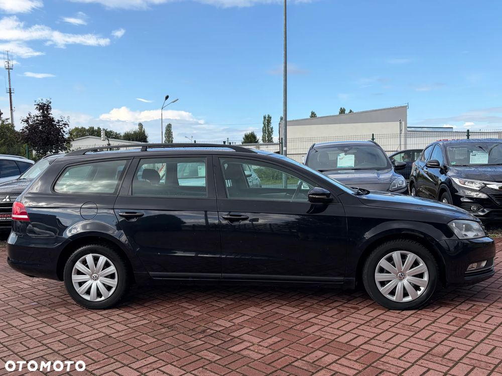 Volkswagen Passat 2.0 Blue TDI SCR Comfortline - 19