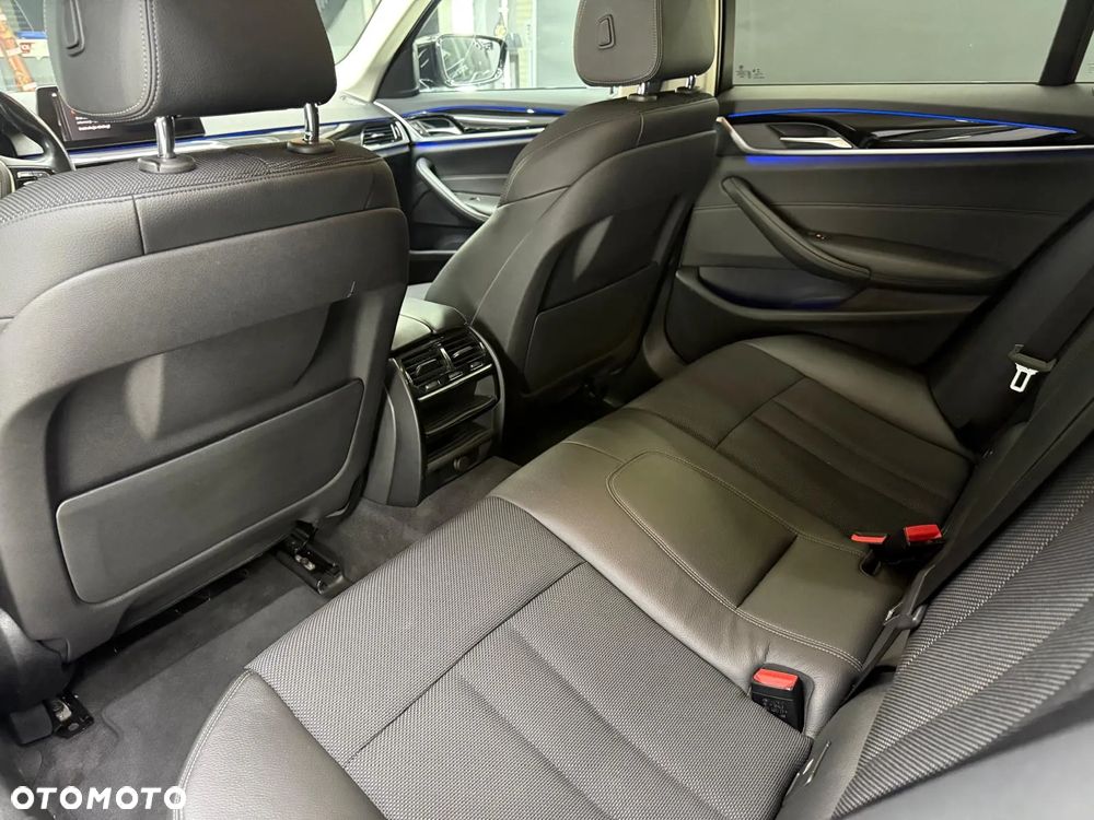 BMW Seria 5 520d Touring Sport Line - 28