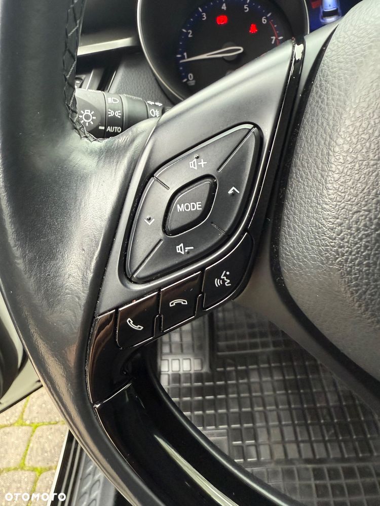 Toyota C-HR 1.2 T Premium - 10