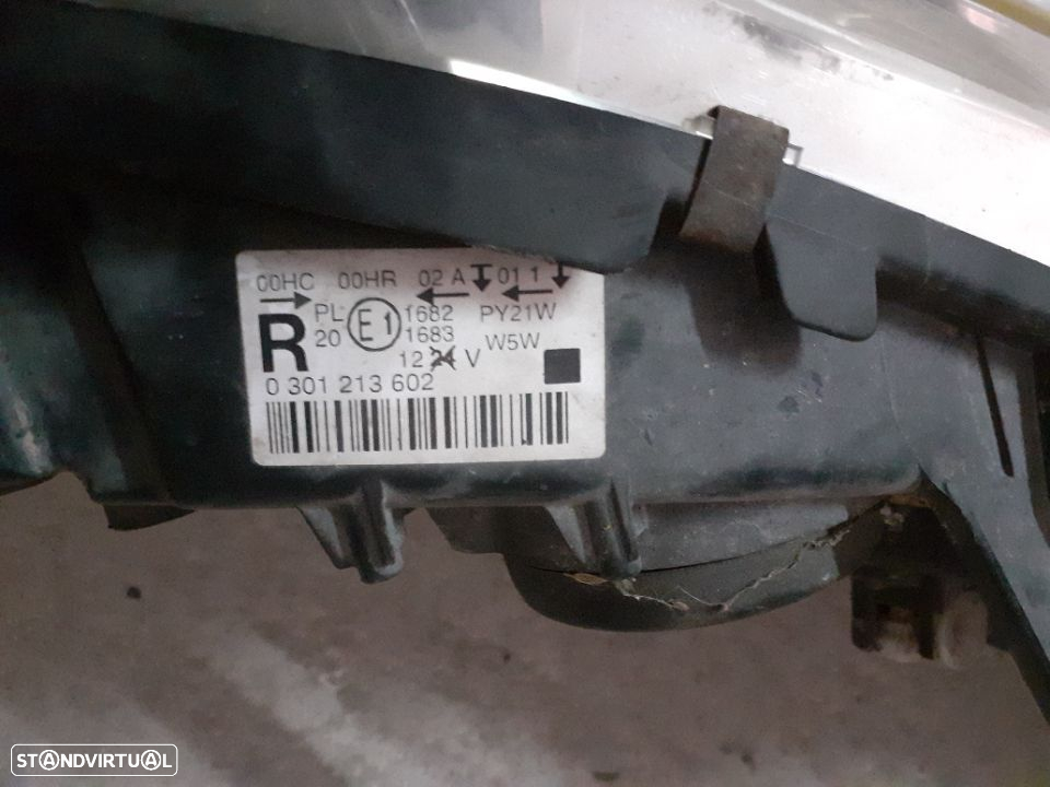 Farol passageiro peugeot 407 carro ingles ( nao é xenon ) - 2