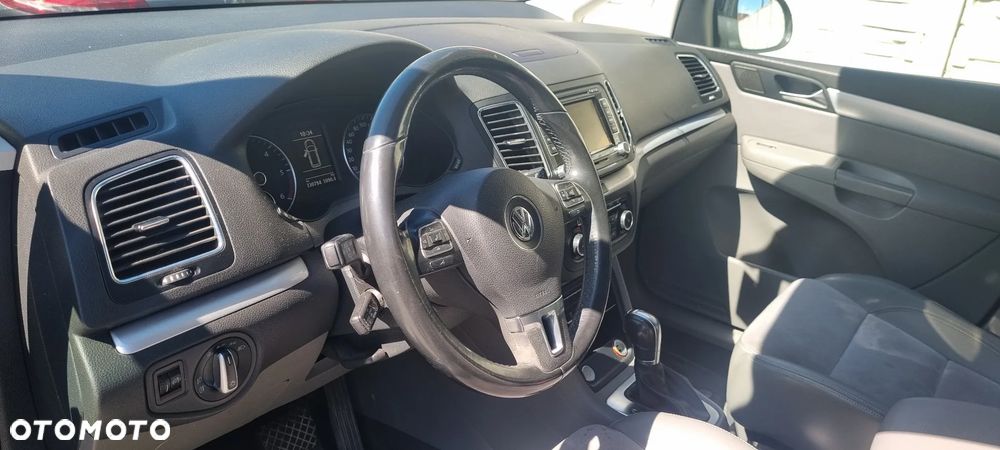 Volkswagen Sharan 2.0 TDI Highline DSG - 11