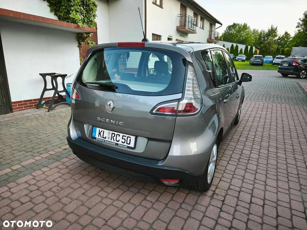 Renault Scenic 1.6 16V 110 TomTom Edition - 12