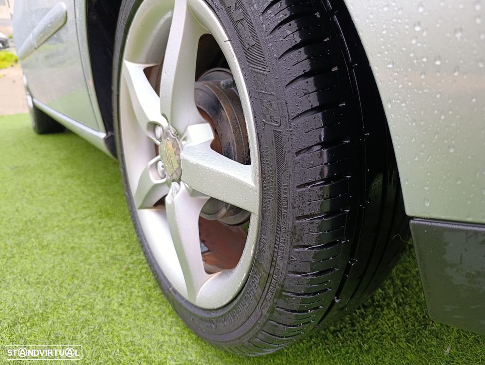 SEAT Cordoba 1.4 TDI Stylance - 13