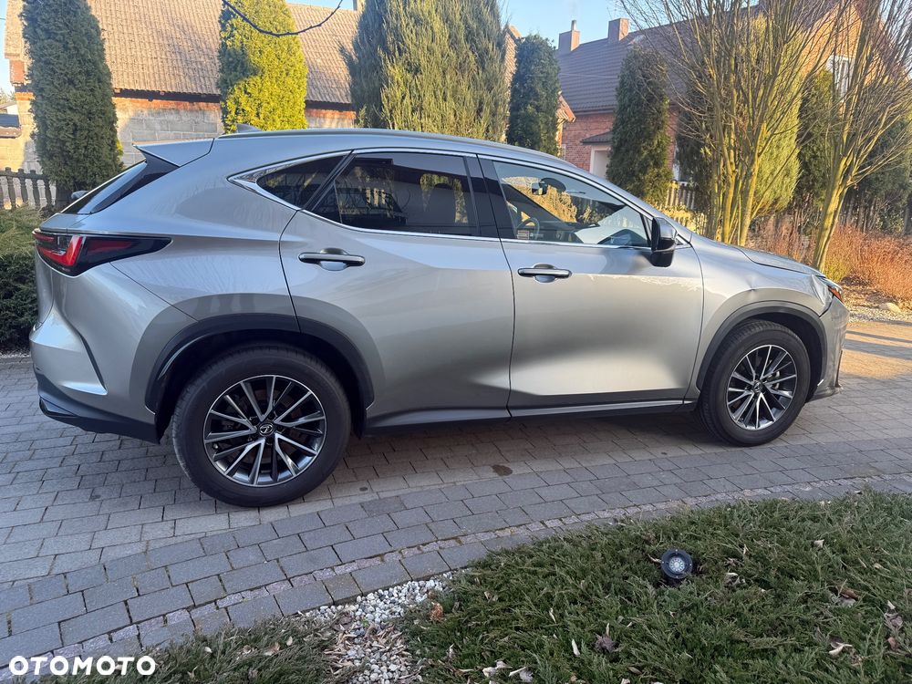 Lexus NX 350h Prestige AWD - 11