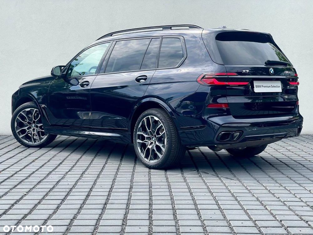 BMW X7 M60i xDrive - 5