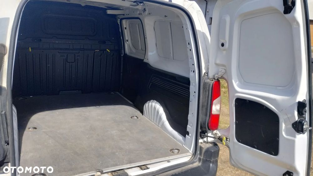 Toyota Proace City - 14