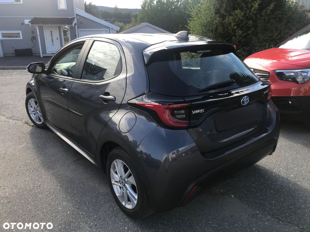 Toyota Yaris Hybrid 1.5 Active - 4
